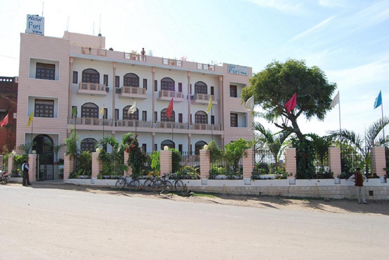 Hotel Fort View Tikamgarh Exterior photo